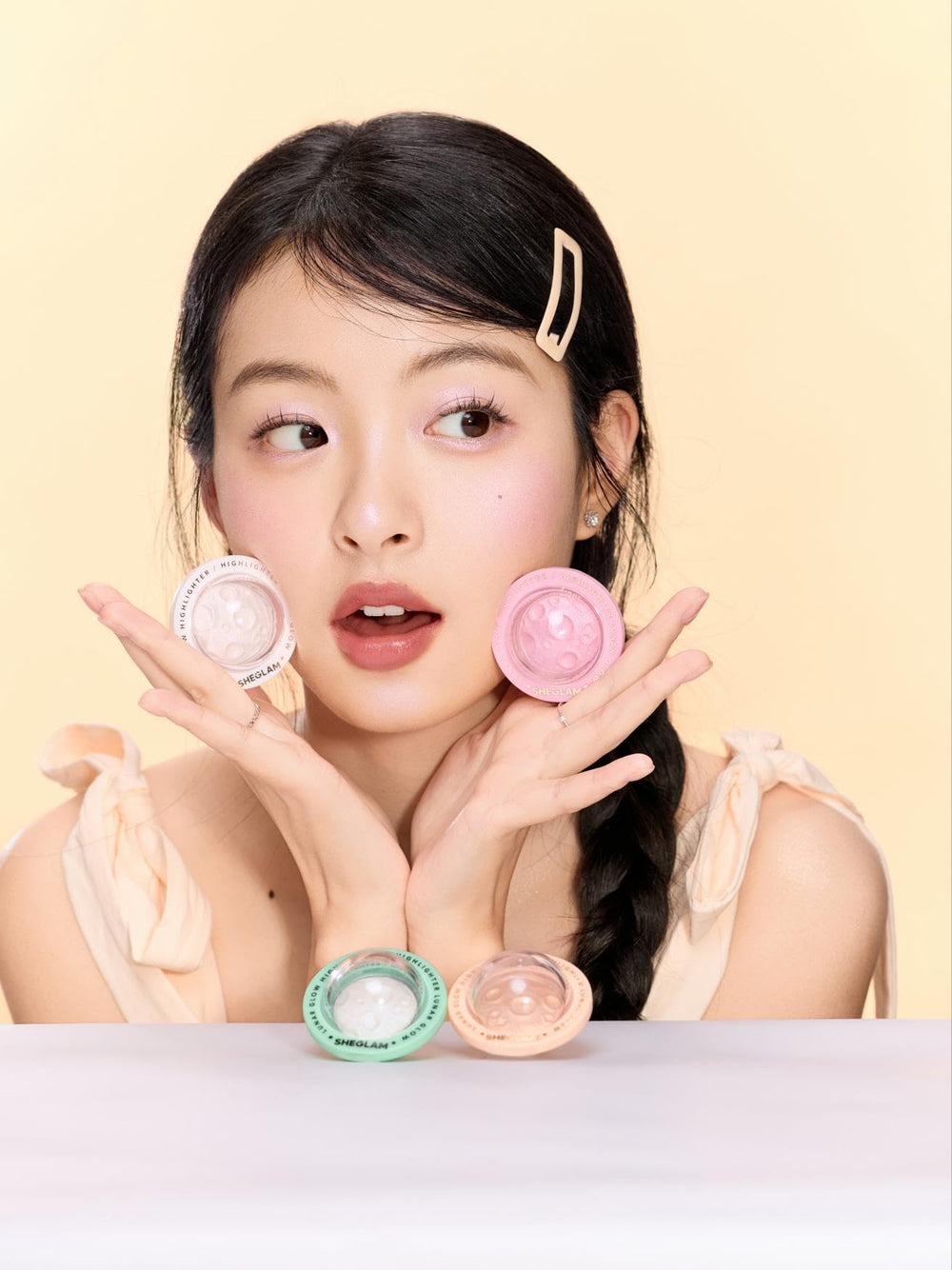 SHEGLAM Lunar Glow Highlighter compact design for on-the-go touch-ups