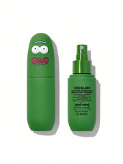 SHEGLAM Pickle Rick niebla fijadora facial para un acabado duradero.