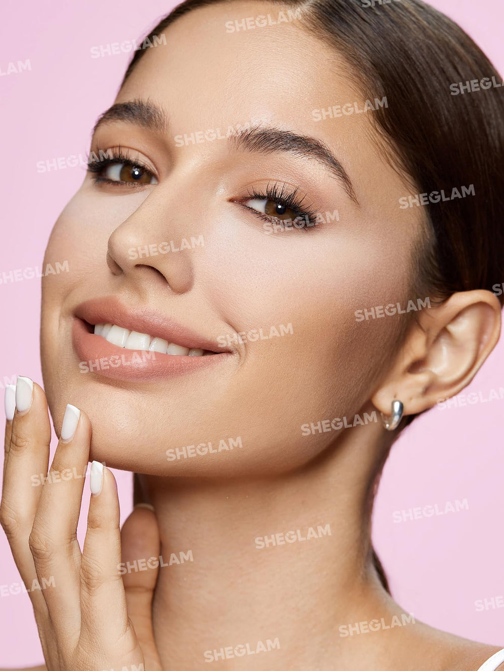 SHEGLAM Polvo para fijar maquillaje todo el día con efecto suave