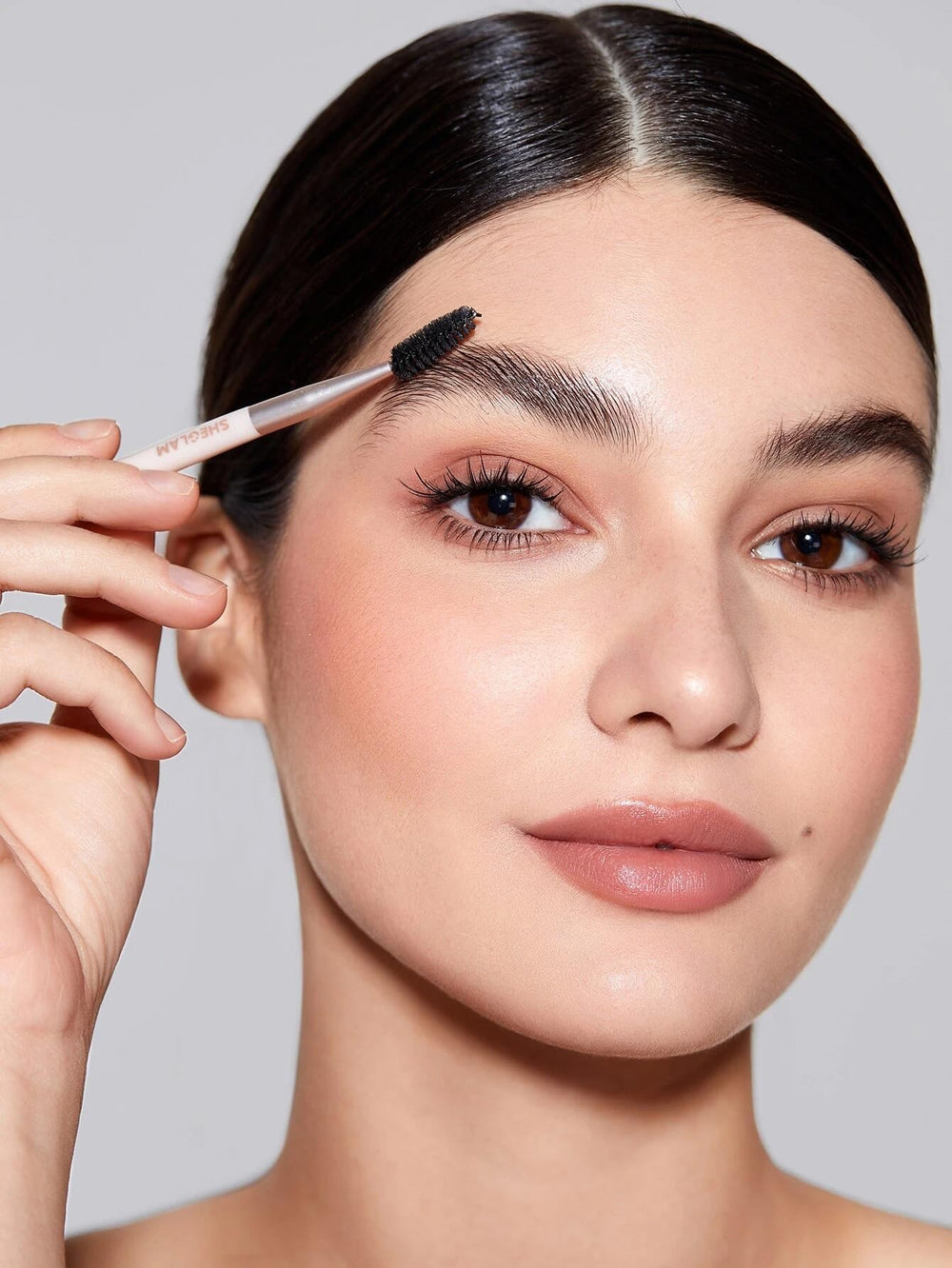 SHEGLAM Set Me Up Brow Hold Gel libre de crueldad certificado