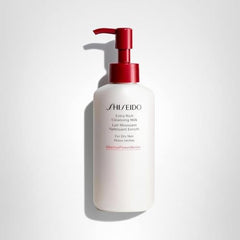 Shiseido Extra Rich Cleansing Milk ingredients close-up with Kirishima water for nourished skin.