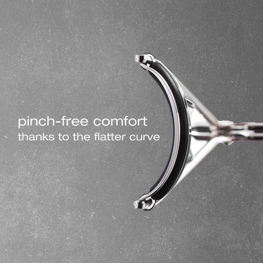 Shu Uemura Iconic Eyelash Curler with silicone pad for gentle, pinch-free curling