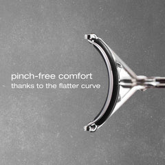Shu Uemura Iconic Eyelash Curler with silicone pad for gentle, pinch-free curling