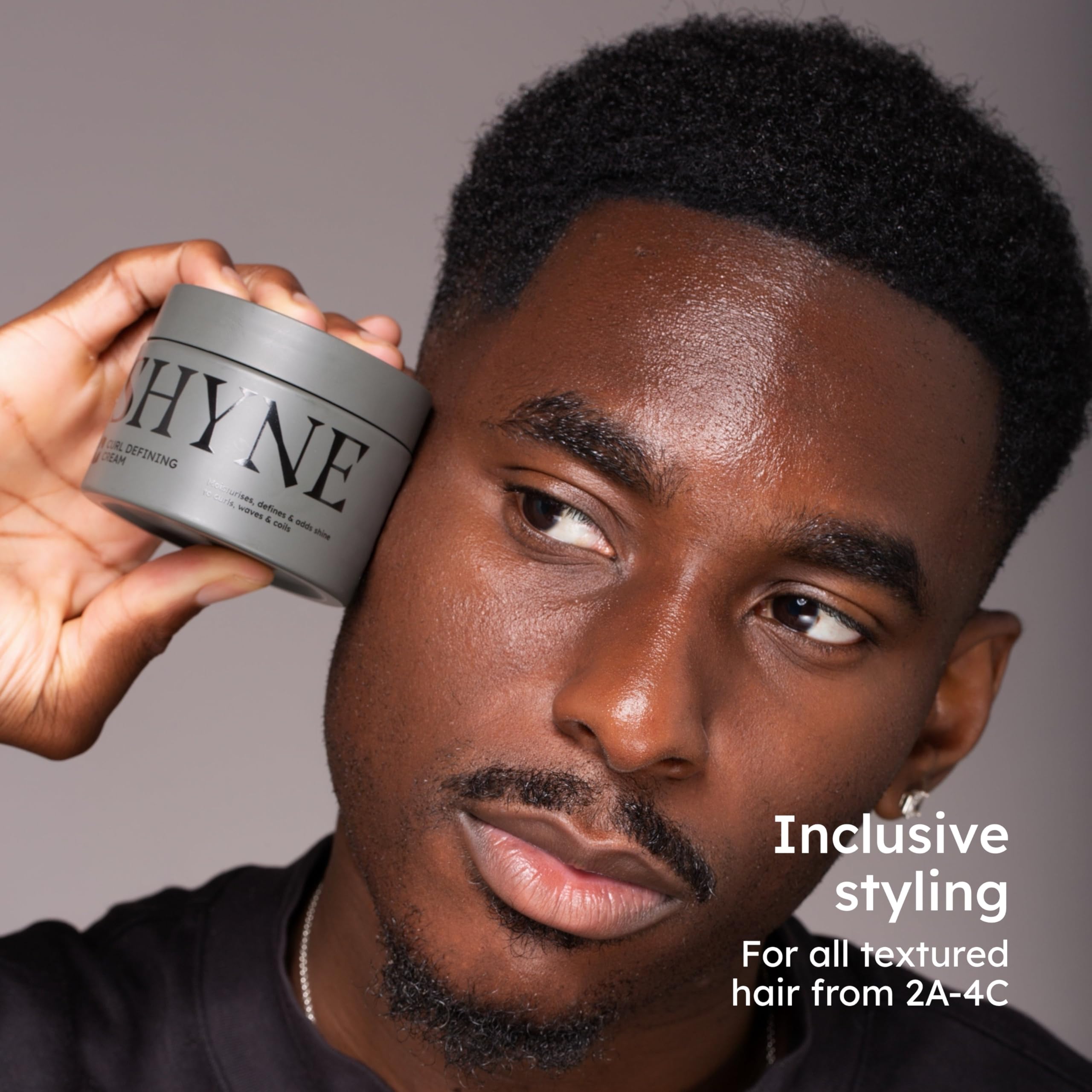 SHYNE Curl Cream aporta brillo saludable y suavidad duradera
