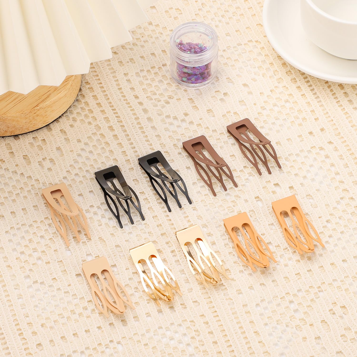 Sightor packaged set of 10 hair clips ready for travel and sharing