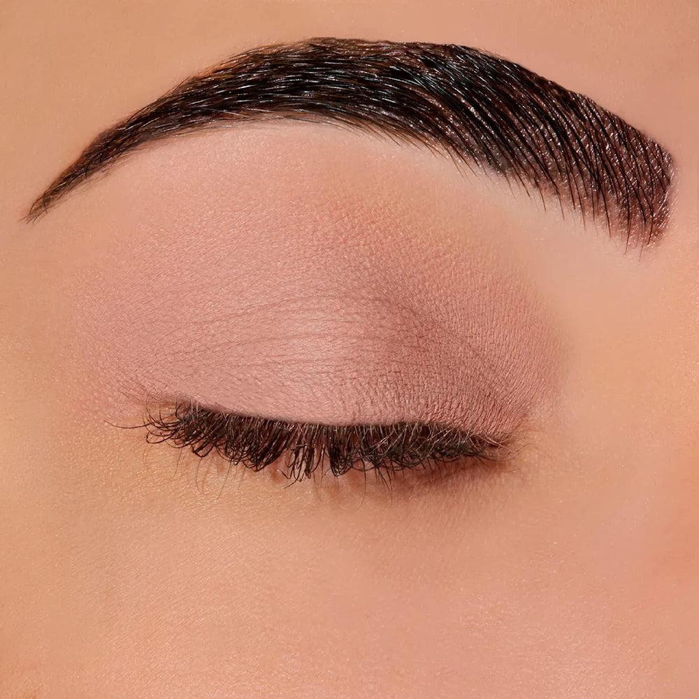 Sigma Beauty primer tono rosa beige mate aplicado en la piel