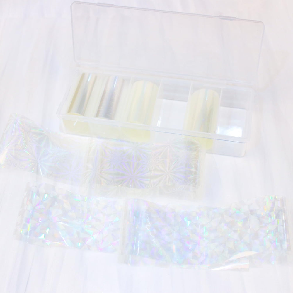 SILPECWEE Aurora uv-gel-nails foil yields durable, salon-like shine
