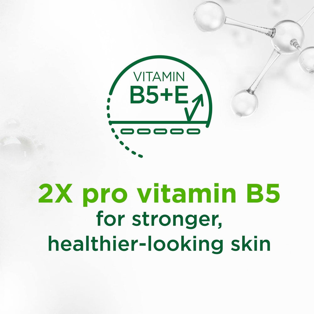 Ingredientes hidratantes de Simple Kind to Skin para cuidar la piel.