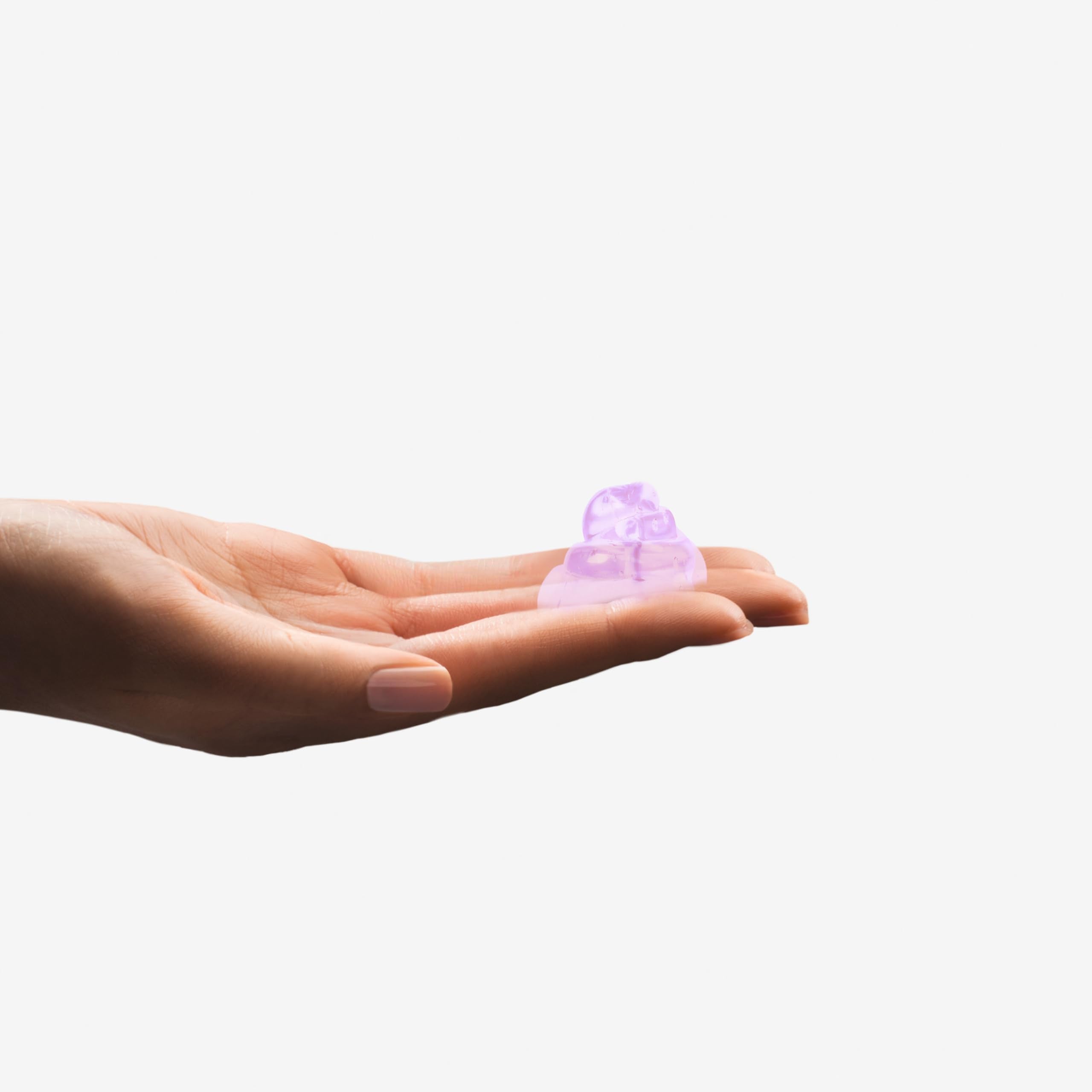 simplehuman lavender bottle with pump showing consistent dispensing