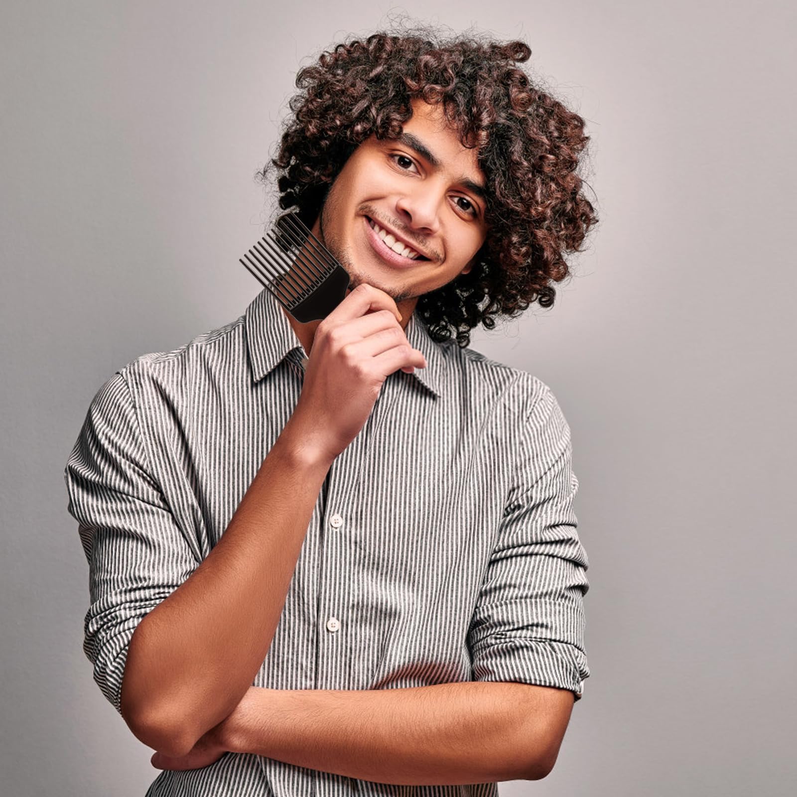 SIMPOR hair pick perfect for beard and wig styling and shaping