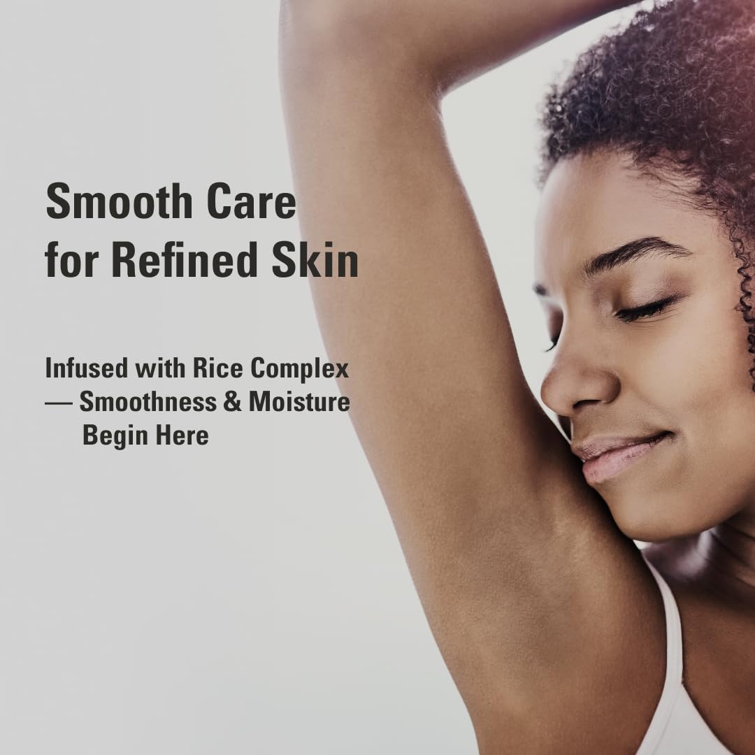 SIOT Icheon rice ingredients visual emphasizes premium nourishment for smoother skin texture.