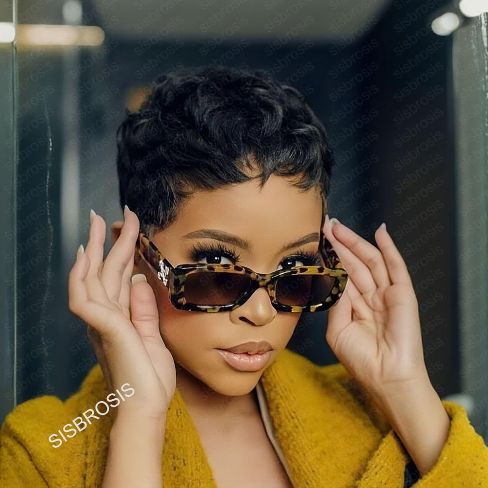 SisBroSis pixie-cut wig in real human hair for natural movement.