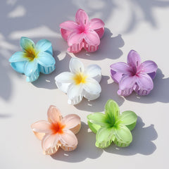 Sisiaipu clips flores plumeria medianas, ideales para cabellos gruesos o finos.