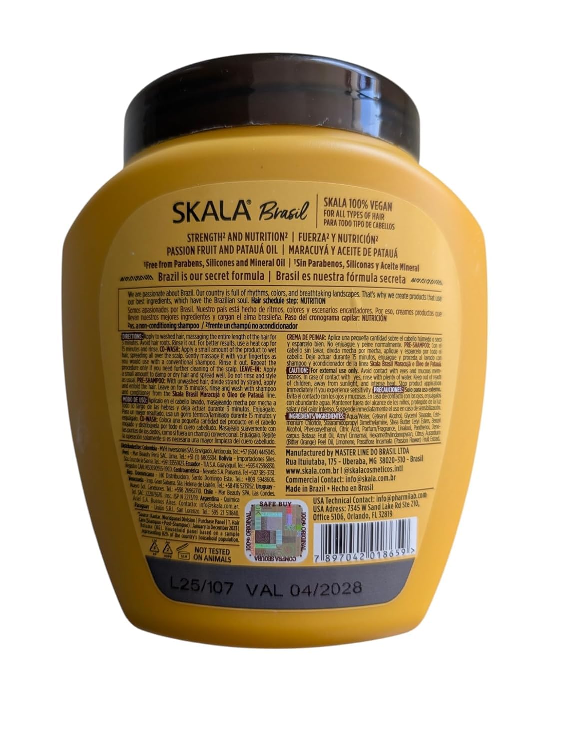 Skalinha Chamomile Baby Shampoo vegan ingredients label highlights cruelty-free care.