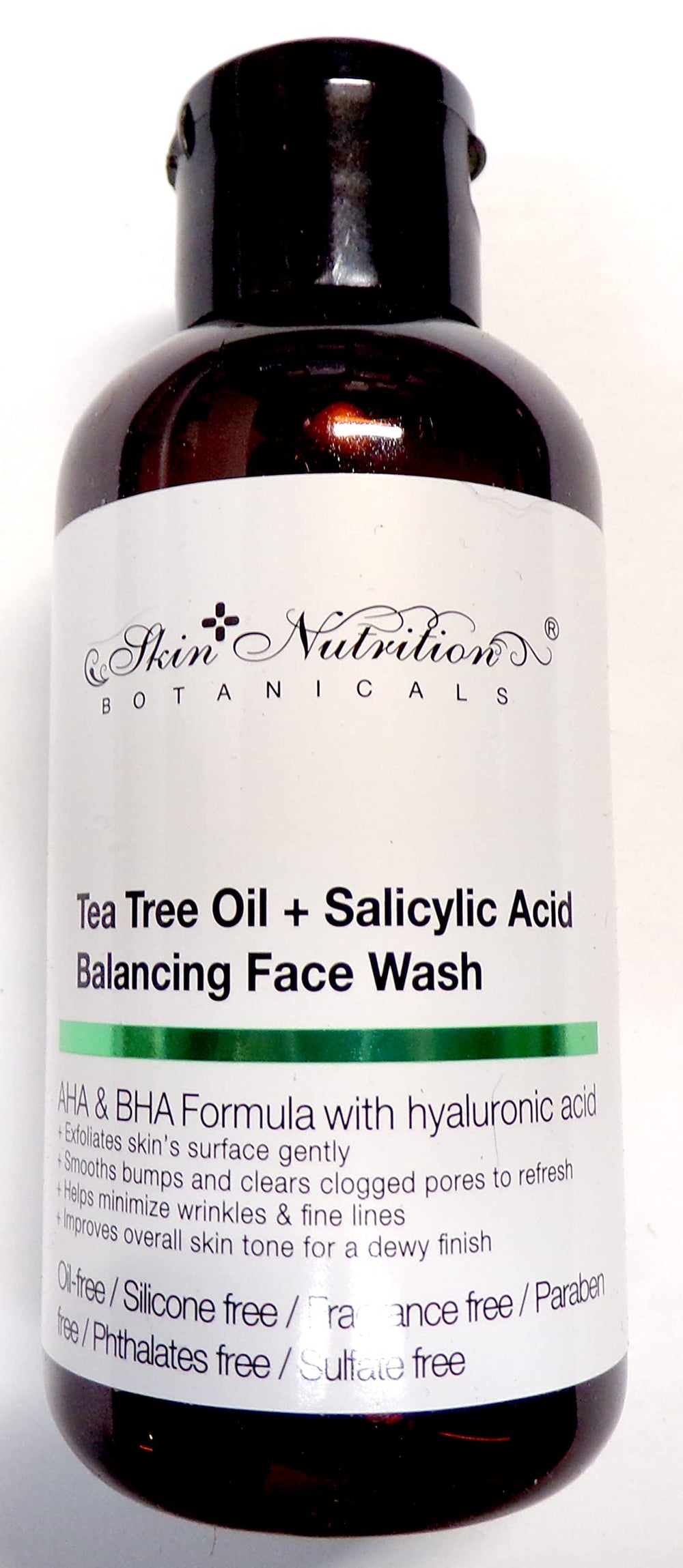 Skin Nutrition Botanicals limpiador facial en botella para piel equilibrada.