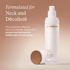 SkinMedica Neck Correct: textura cremosa que se desliza suavemente.