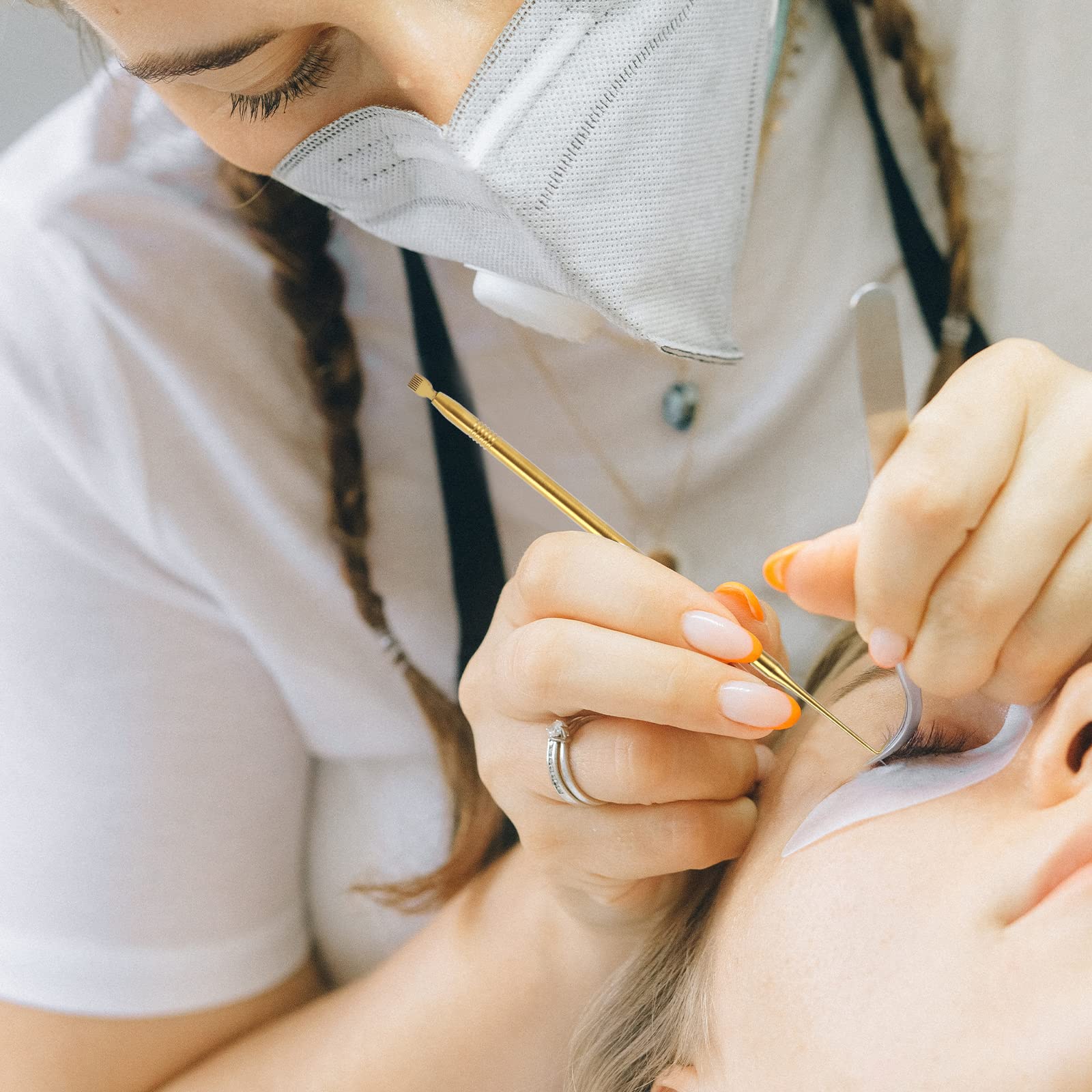 Sliverdew lash lift tool package includes one gold tool for professional treatments.