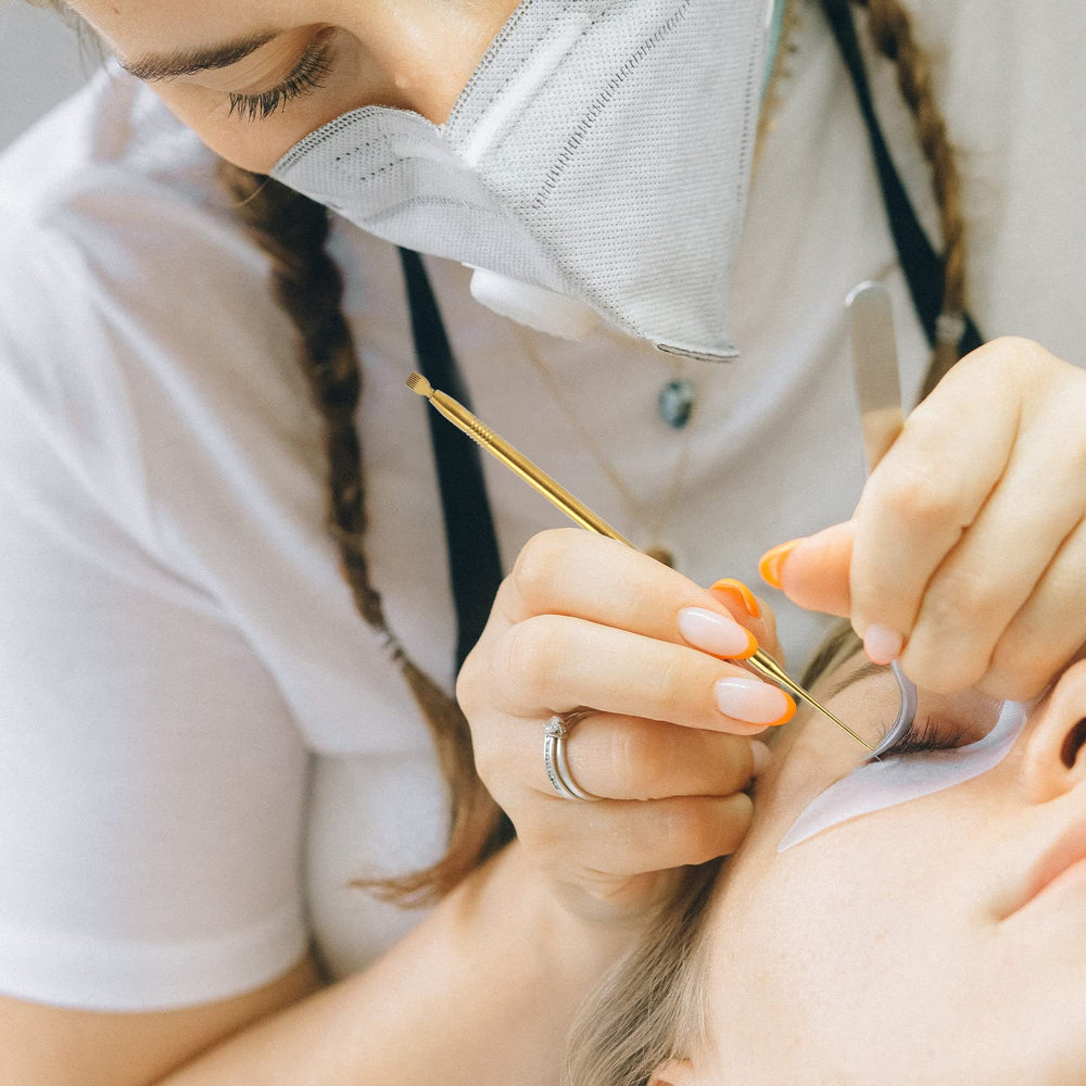 Sliverdew lash lift tool package includes one gold tool for professional treatments.