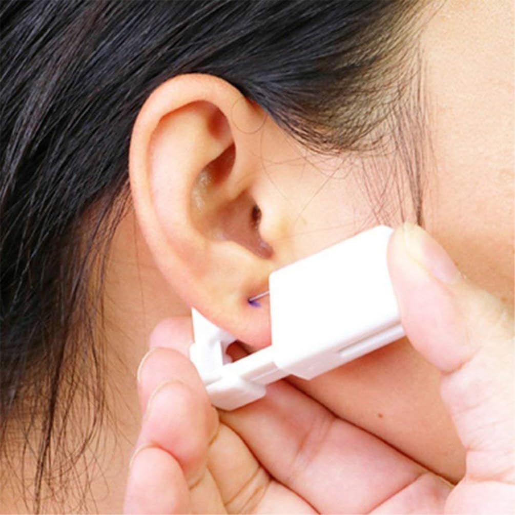 SLVIEKAE disposable gun with 4mm CZ stud for flexible at-home piercing options.