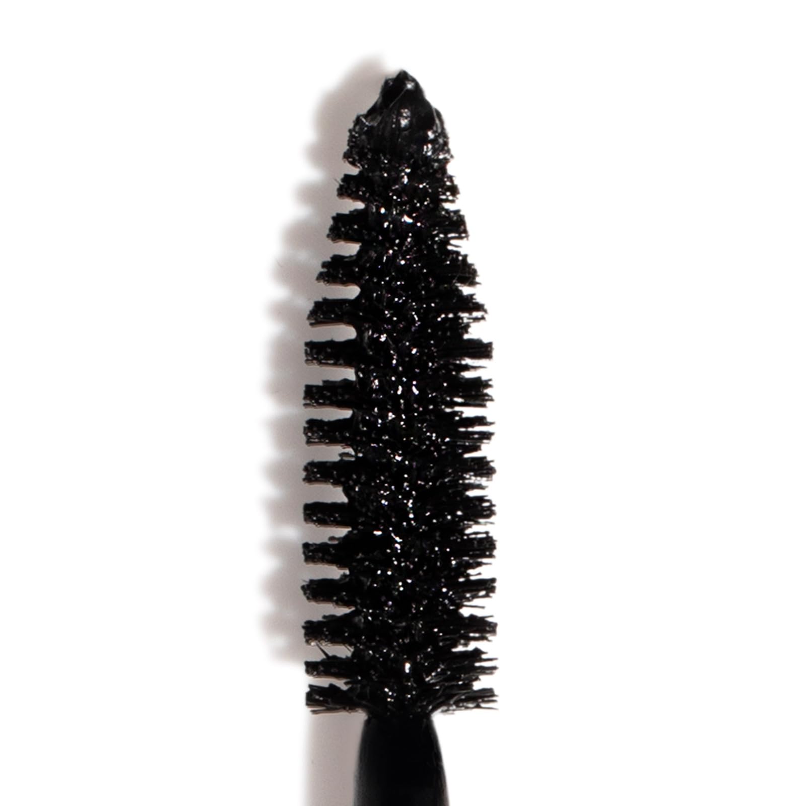 Smashbox Full Exposure Mascara longwear image featuring durable wear in humid conditions.