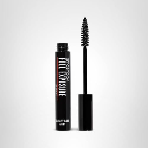 Smashbox Full Exposure Mascara packaging tube photographed with sleek design.