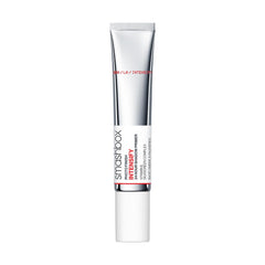 Smashbox Photo Finish Intensify primer applied on eyelids, creating a clear, smooth base