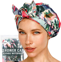 Gorro de ducha SMPL OBJECTS colocado por mujer para mantener el cabello seco