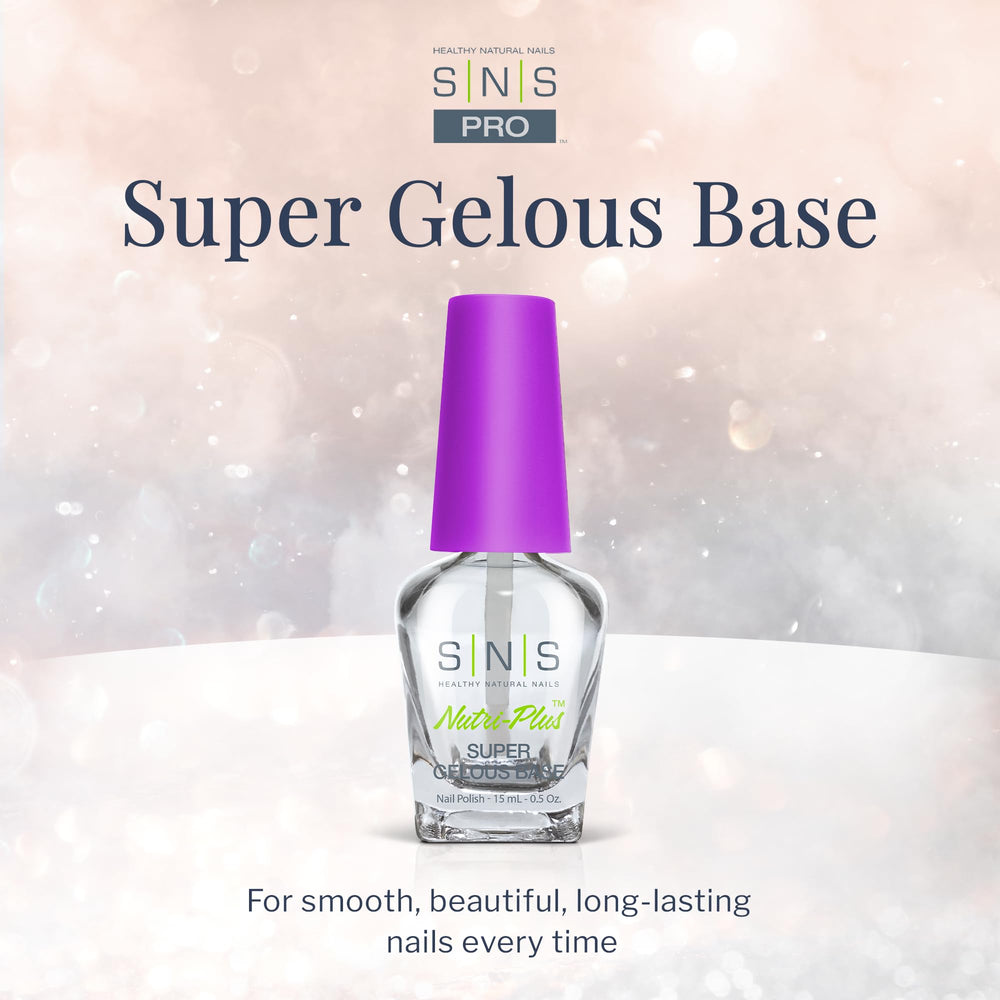 SNS Gelous Base Coat ofrece acabado suave y espejo para uñas lisas y brillantes