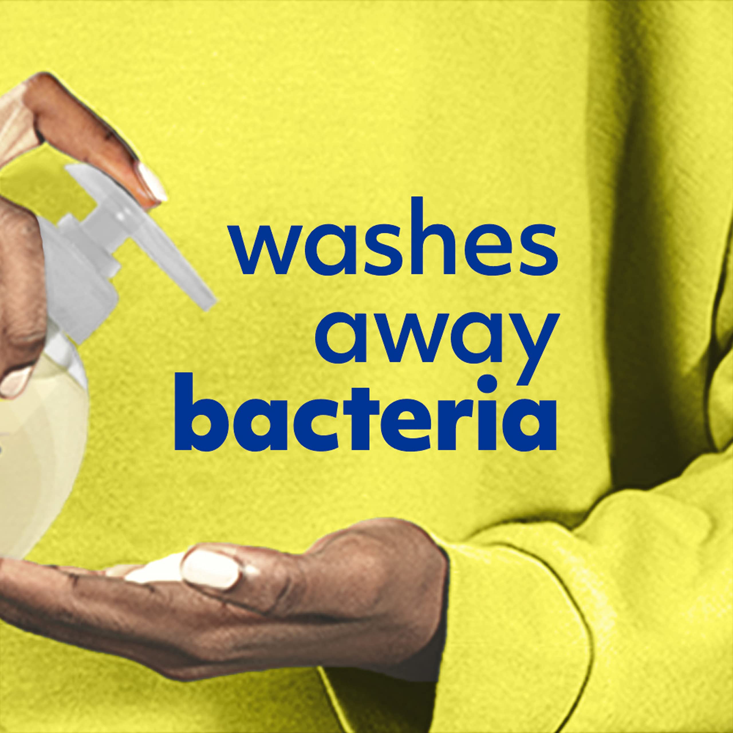Softsoap botella reciclable, símbolo de sostenibilidad en la etiqueta.