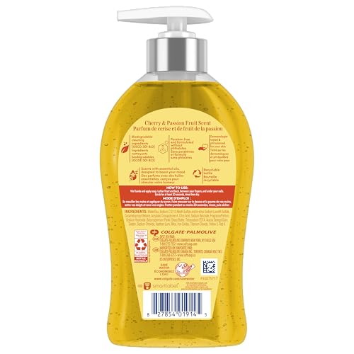 Softsoap Joyful pump-action release demonstrates easy lather and wash