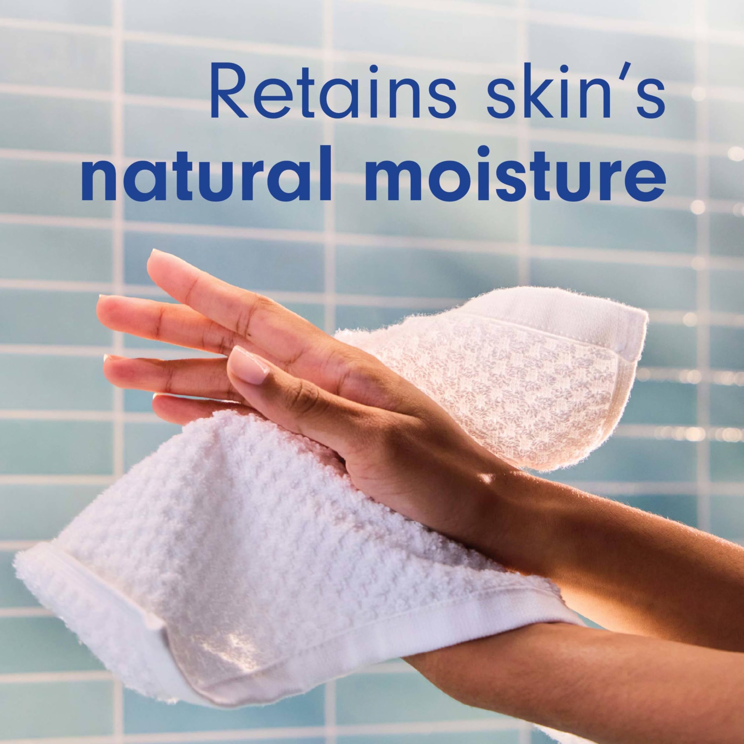 Softsoap Juicy Peach skin-friendly formula supports gentle cleansing.