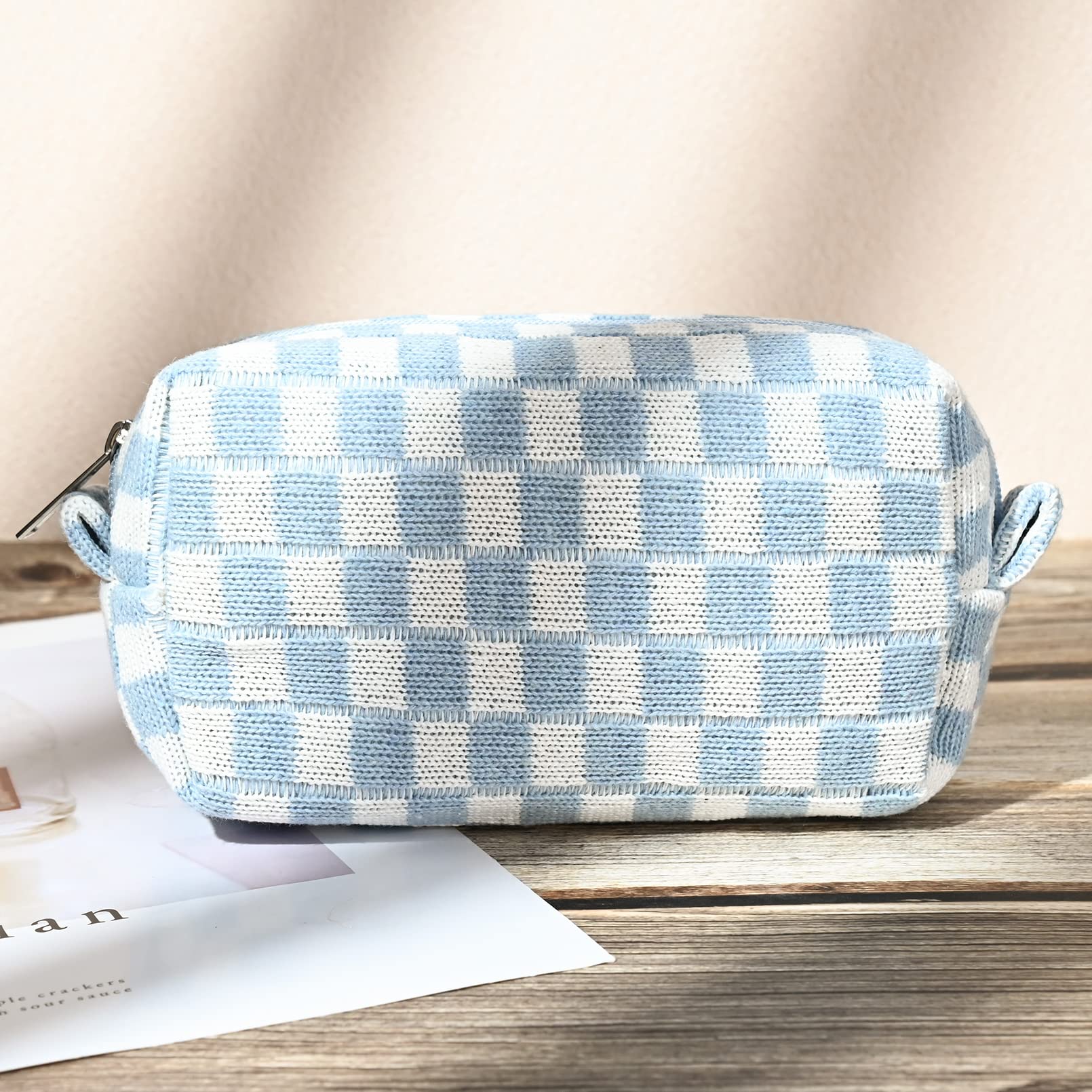 SOIDRAM bag detail shows classic pattern and durable stitching