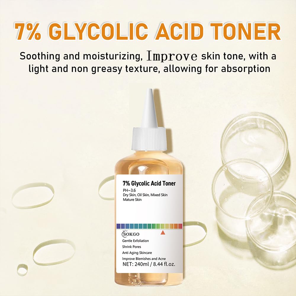 Sokgo 7% Glycolic Toner application cotton pad demonstrates simple daily use