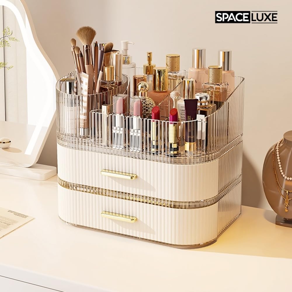 SpaceLuxe packaging suggests gift-ready practical storage for cosmetics