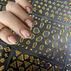 SPLOCUDU diseños dorados en encaje y corazones para uñas elegantes