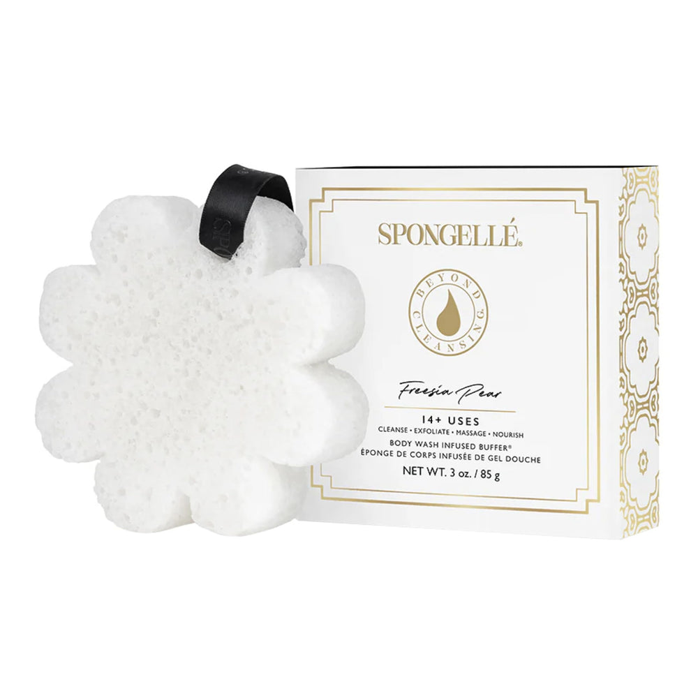 SPONGELLÉ exfoliante corporal buffer fresia pera para exfoliación suave y aroma floral.