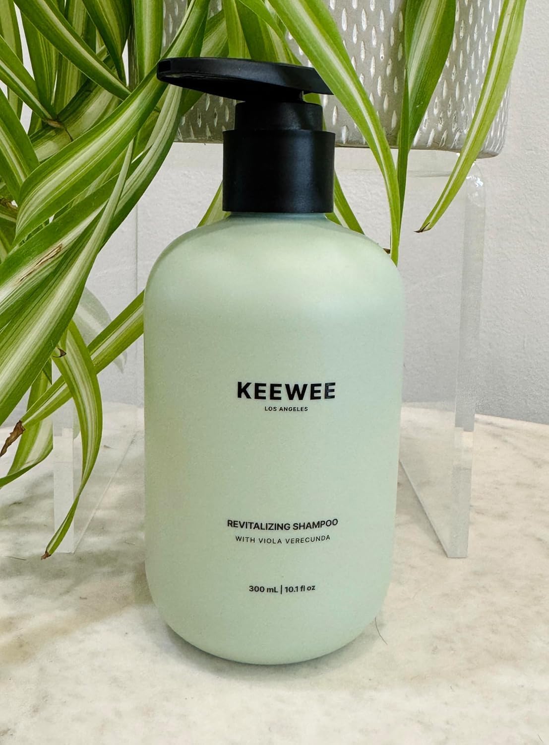 SRILabs Keewee shampoo foam lather highlights lightweight cleansing for thinning hair