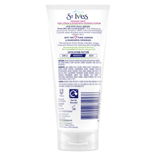 St. Ives Exfoliante Rosa Limón Naranja, muestra la textura en la mano para uso diario.