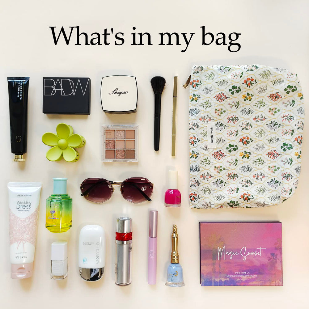 STARDW inside pockets organize brushes, lipstick, and small items.