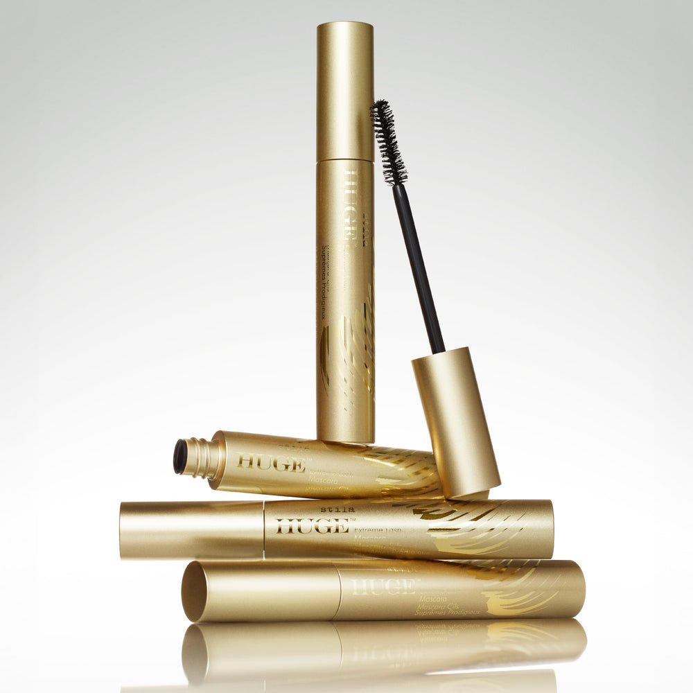 STILA Huge Extreme Lash Mascara closeup of lifted lashes
