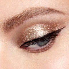 stila Kitten Karma: secado rápido para un acabado de alto brillo.