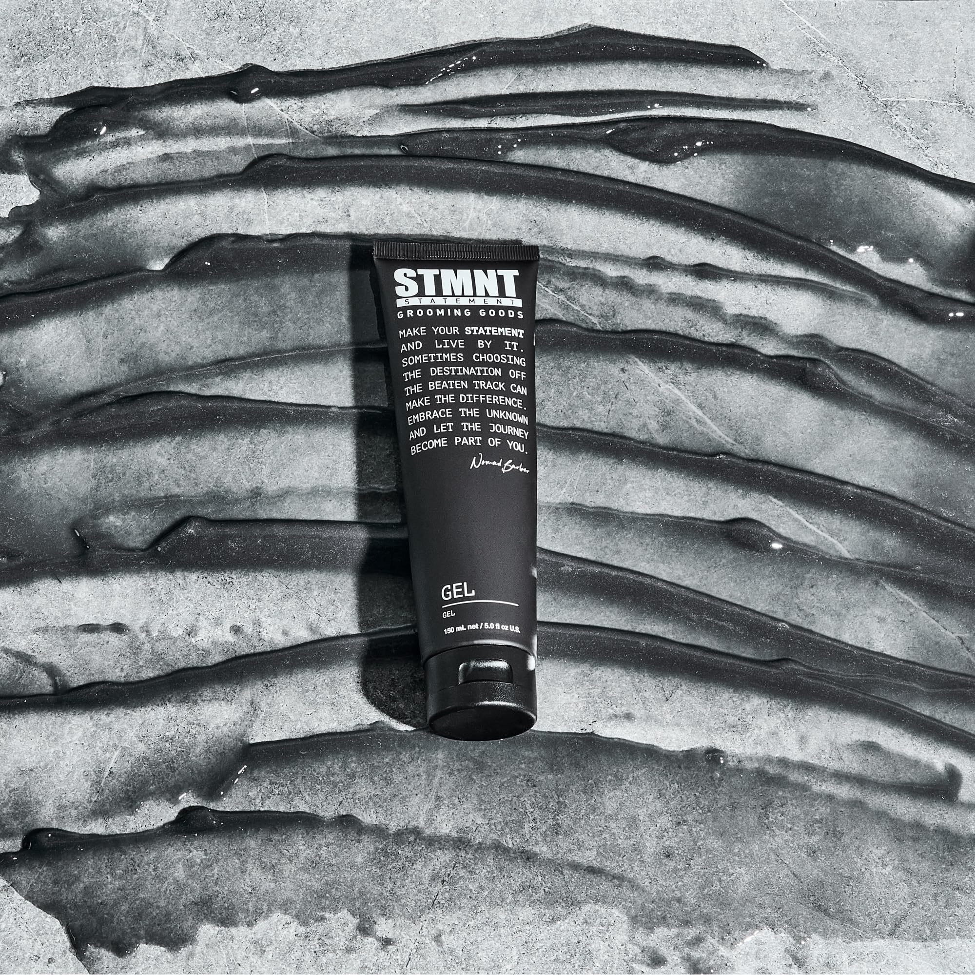 STMNT Grooming Goods Gel acabado-satinado semi-mate para estilo sofisticado.