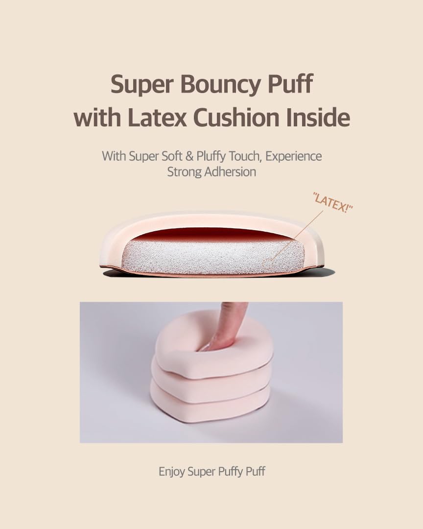 STUDIO17 Pang Pang makeup puff in use on the face for smooth blending.