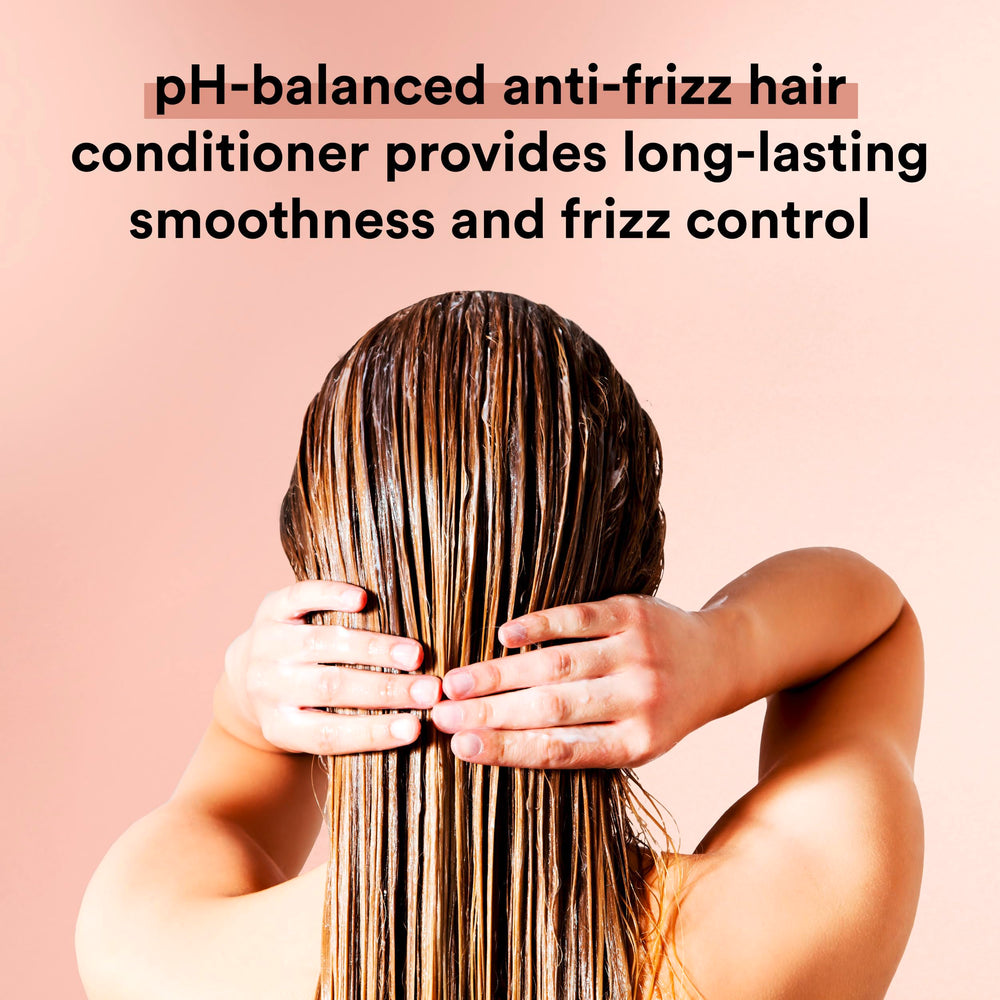 Control del frizz con Suave Keratin Infusion para un cabello más manejable.