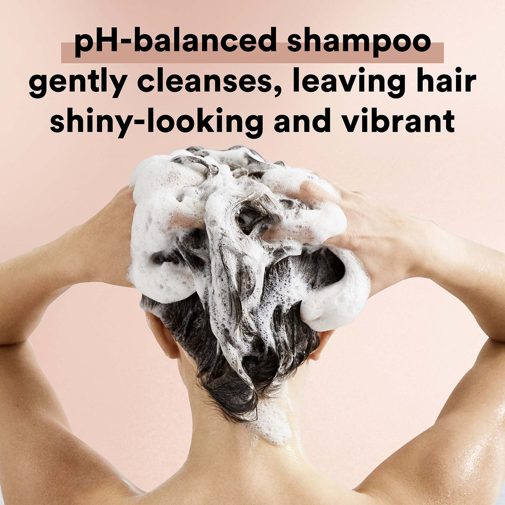 Close-up of label highlights argan oil and shine benefits from Suave.