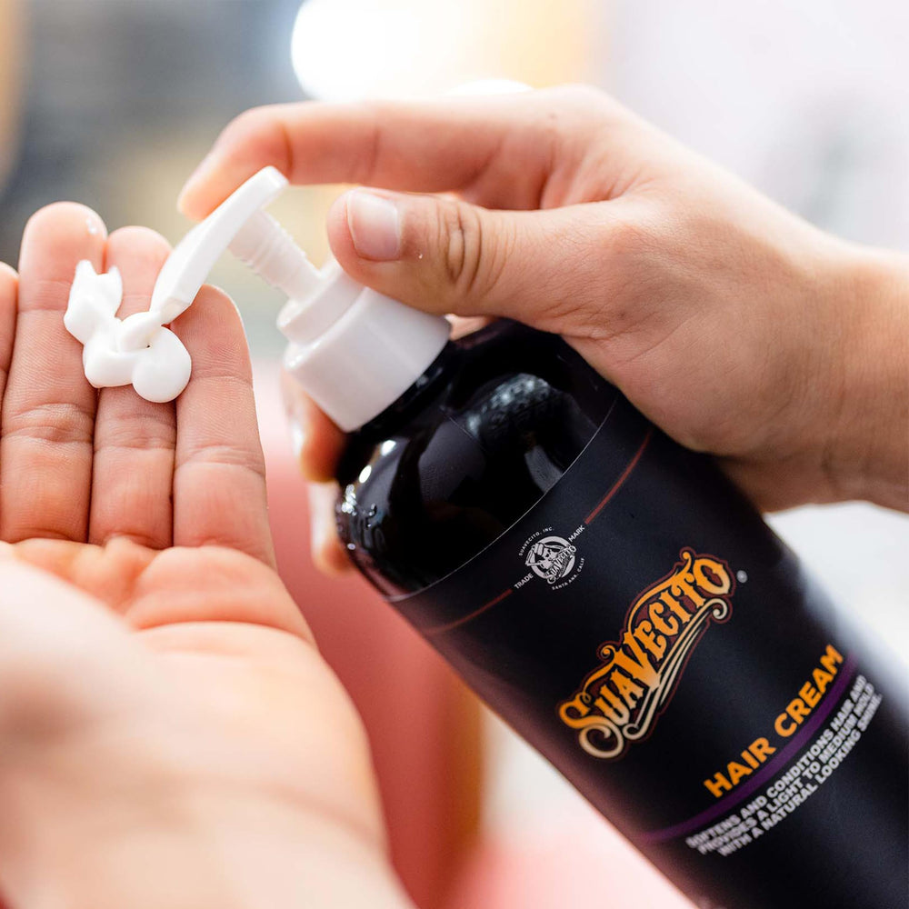 Crema para el cabello Suavecito, acabado ligero para movimiento natural.