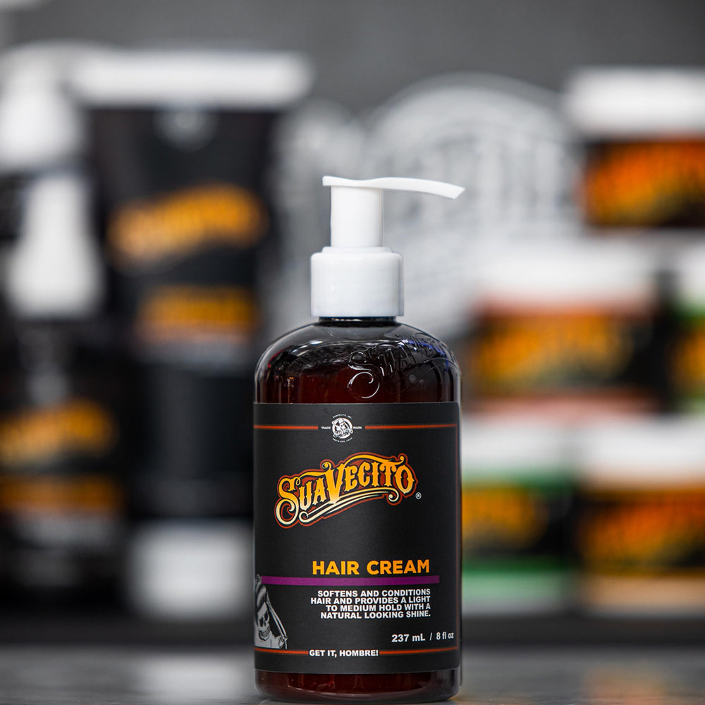 Crema para el cabello Suavecito, fácil de retirar al lavado diario.
