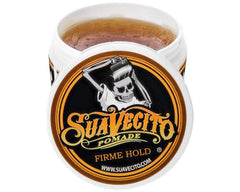 Suavecito Pomade Firme: peinado firme y controlado durante todo el día.