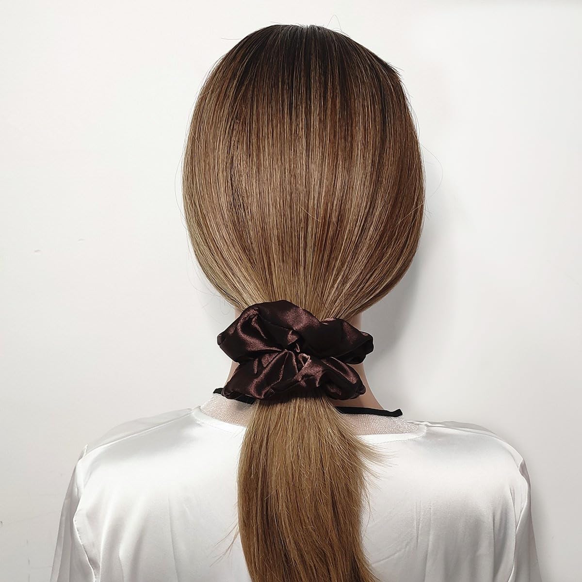 Sufermoe gomas elásticas satén seda, detalle de elasticidad suave para cabello fino a grueso.
