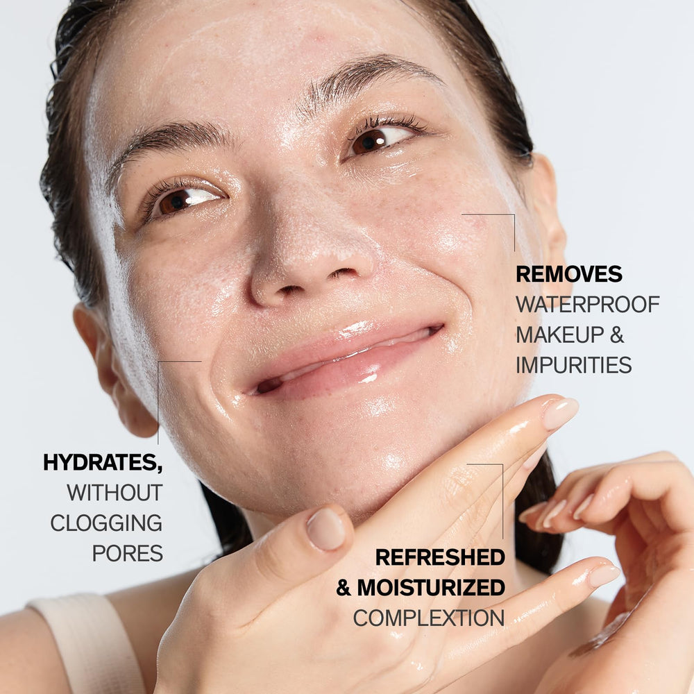 Sulwhasoo Gentle Cleansing Oil: aplicación en la palma para limpieza uniforme